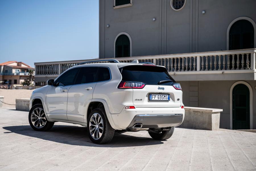  Jeep Cherokee Overland (KL) 2018 года  (WW) (фото 22 из 58)